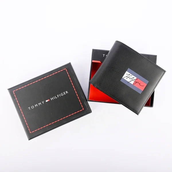 Tommy Hilfiger Bifold Wallet-10