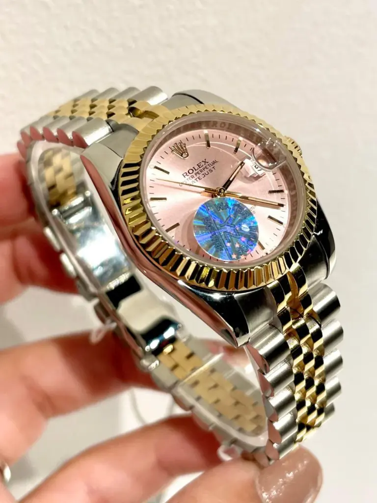 Rolex Datejust wristwatch featuring-32