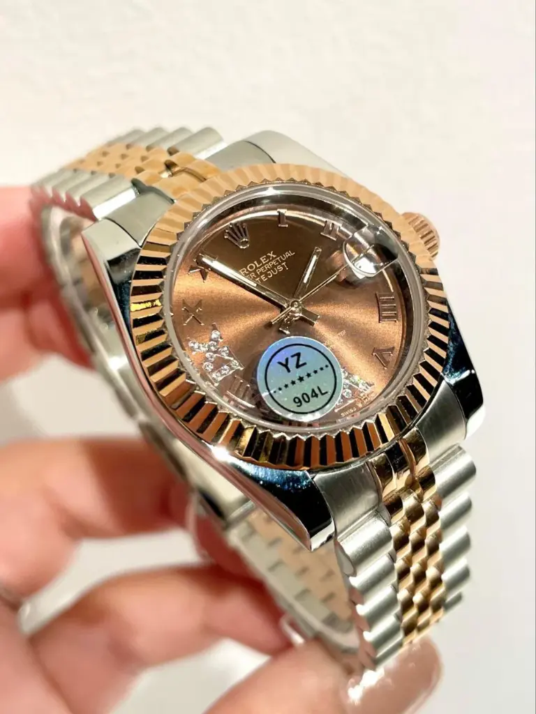 Rolex Lady-Datejust with a chocolate brown-35
