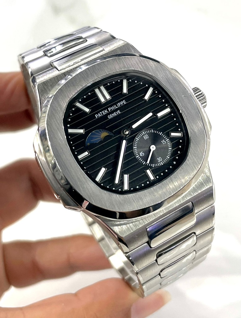 Patek Philippe Nautilus watch with a stainless-81